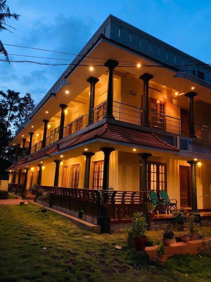 Surendram Villa Varkala Exteriör bild